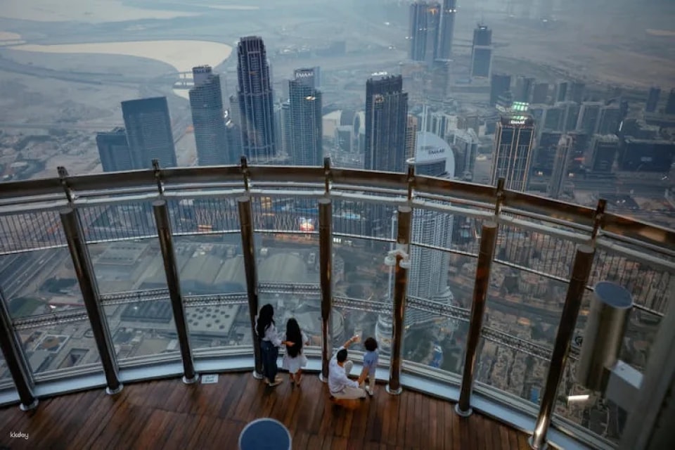 Burj Khalifa tickets: levels 124 and 125