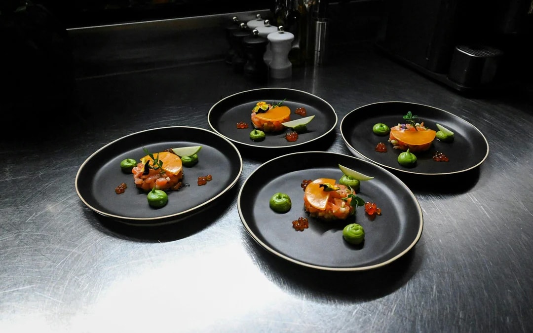 Bustronome Dubai Sightseeing Tour with Gourmet Lunch or Dinner Image 6