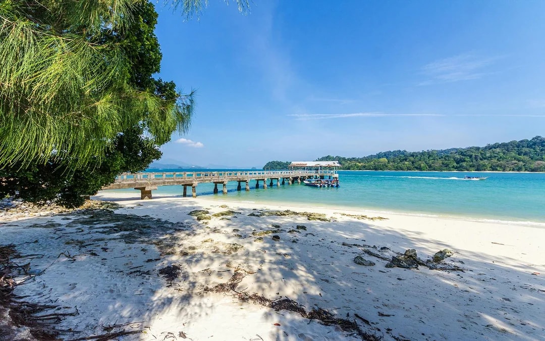 By Catamaran: Langkawi Island Hopping Tour with Lunch
 Image 6