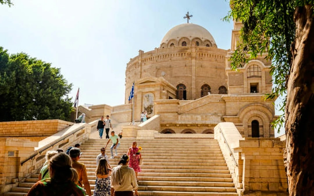 Cairo: Citadel, Old Cairo & Khan El Khalili Guided Tour with Lunch and Hotel Transfers Image 2