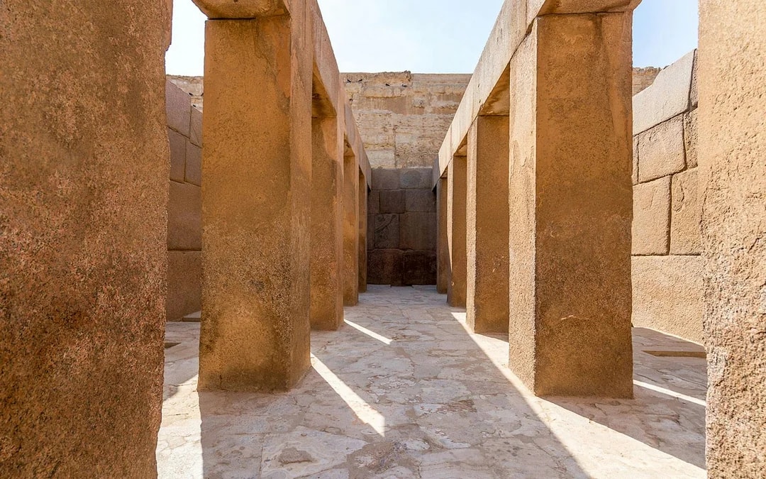 From Cairo: Half-Day Giza Pyramids & Sphinx Guided Tour with Nile Felucca Ride & Hotel Transfers Image 6