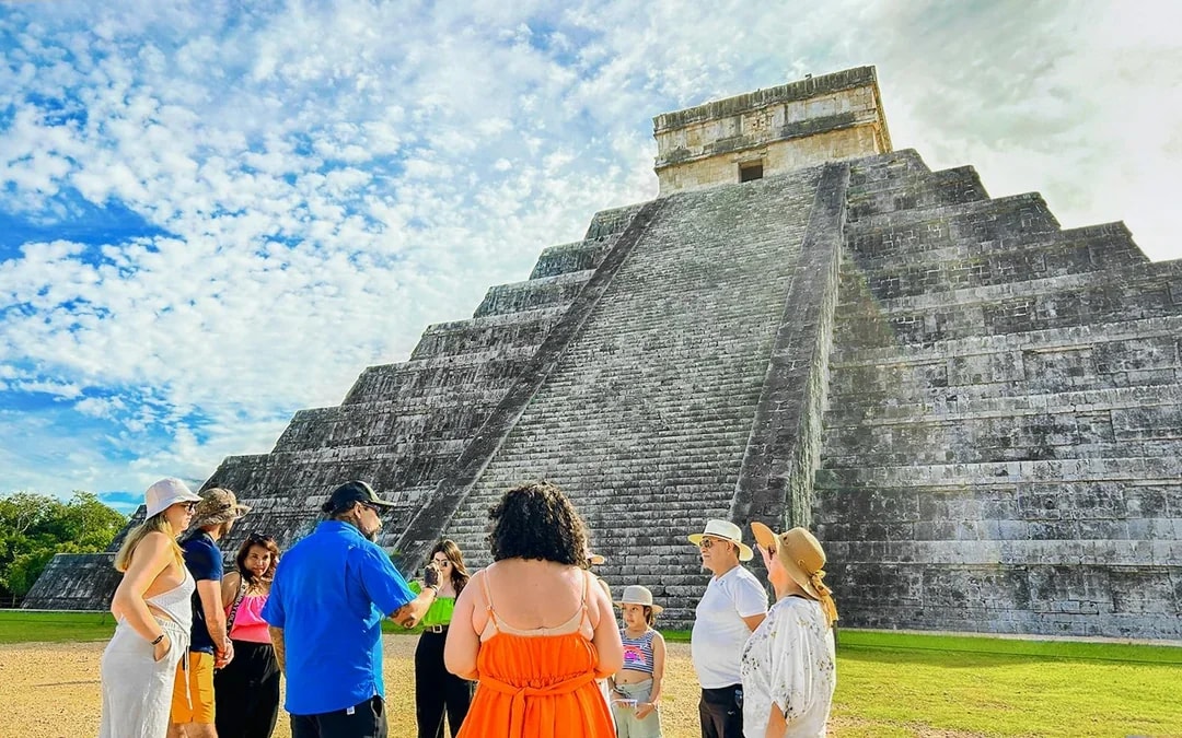 From Cancún: Chichén Itzá, Cenote & Valladolid Tour (Without Taxes) Image 1