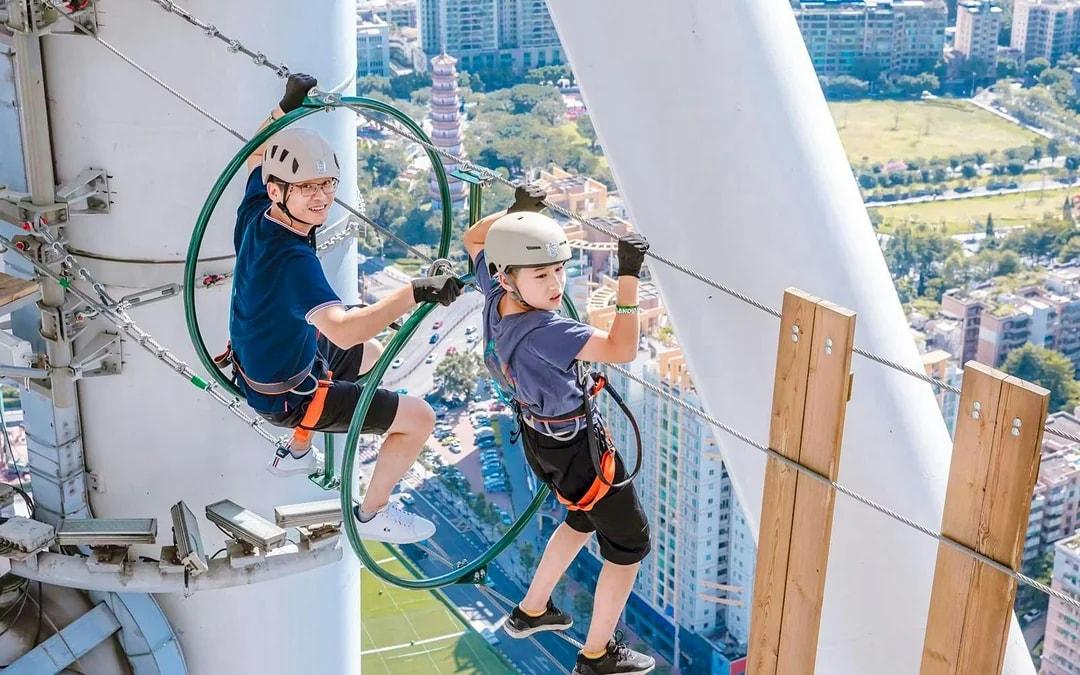 Canton Tower Rope Course & Open-Air Skywalk Tickets Image 4