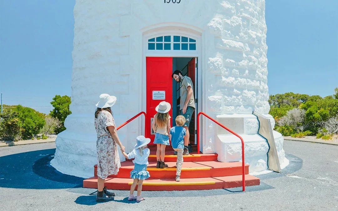 Cape Naturaliste Lighthouse Tour Guided Tour Image 1