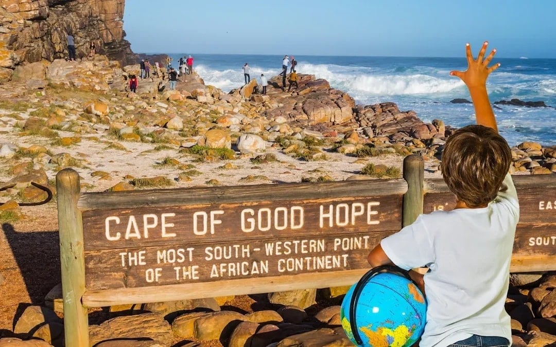 Cape Town Walking Tour of Historical Sites and African Lunch at AfroDeli Eatery