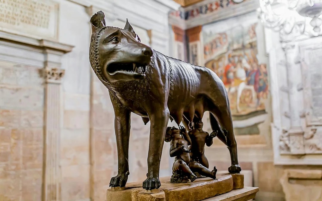 Capitoline Museums Guided Tour with Multimedia Experience Image 7