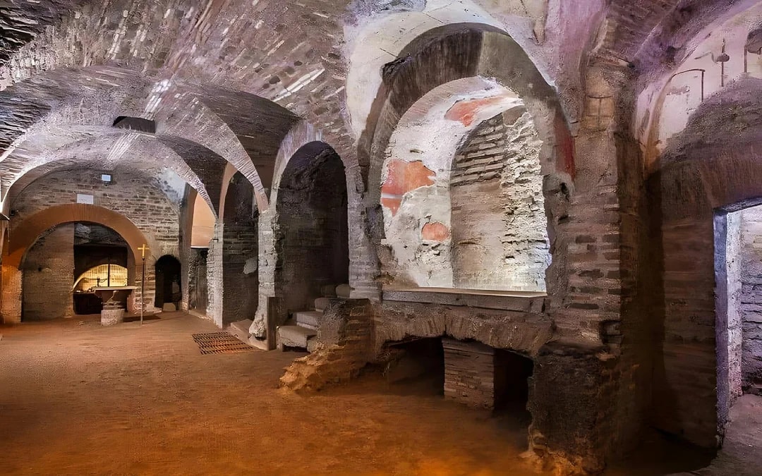 Capuchin Crypt, Christian Catacombs & San Martino ai Monti Tour with Transfers Image 9