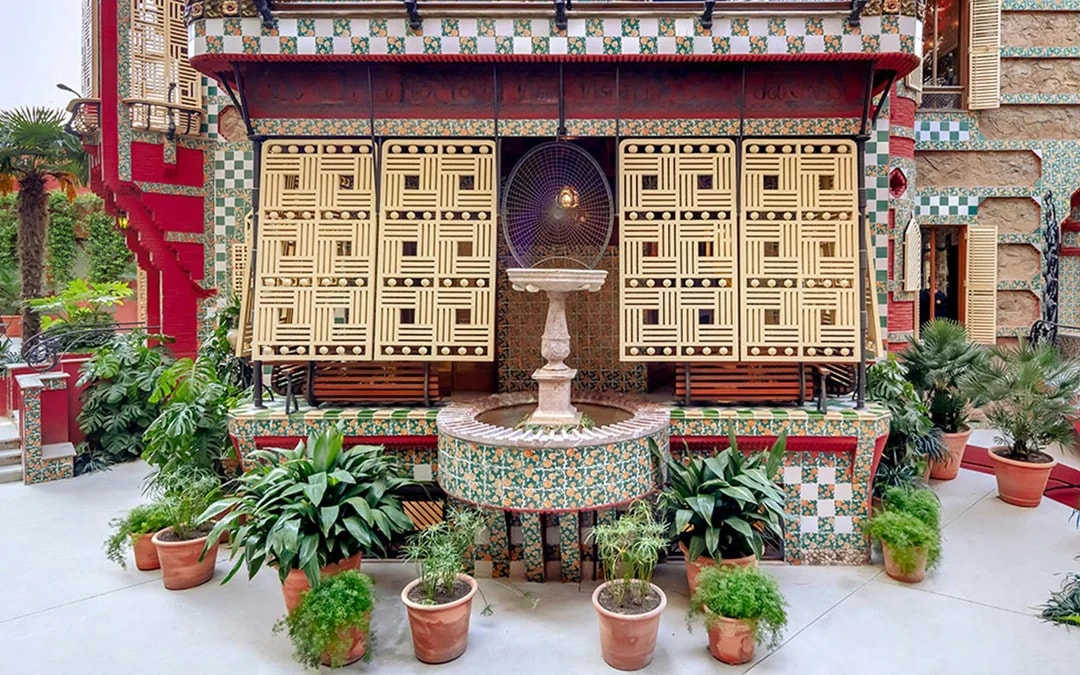Casa Vicens - Gaudi's First House Image 4