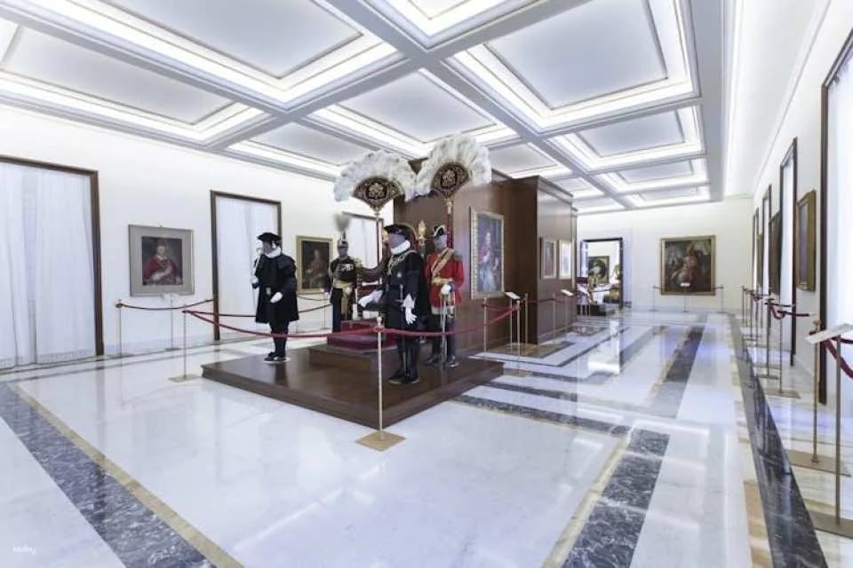 Castel Gandolfo Papal Apartments and Secret Garden Admission