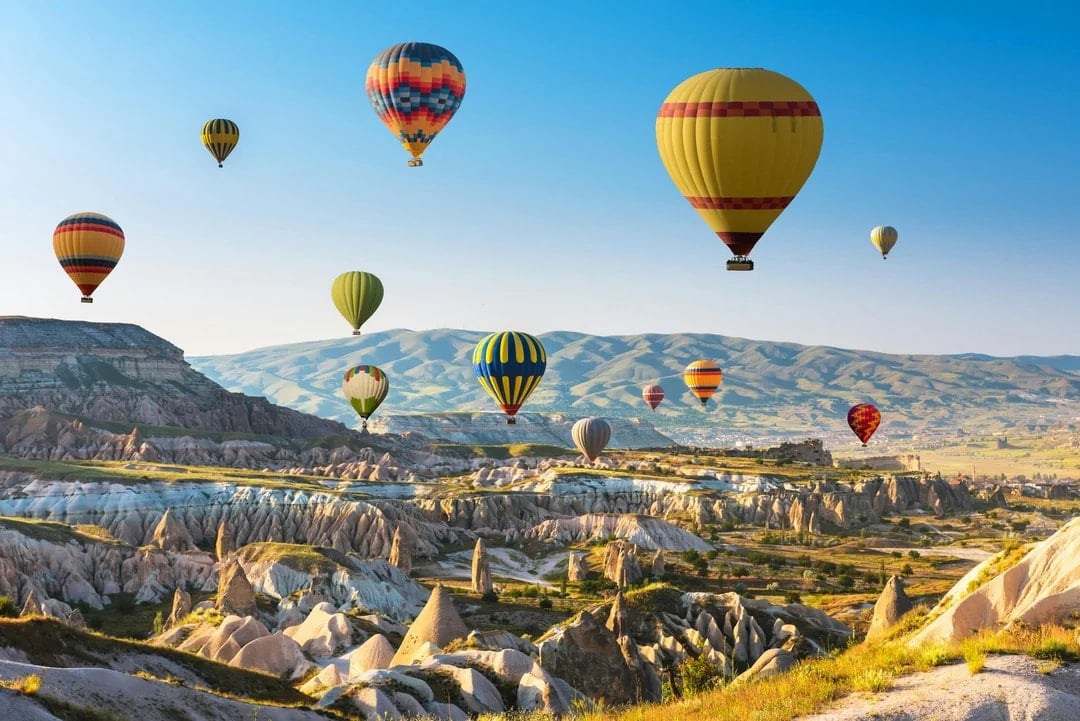 Cat Valley Sunrise Hot Air Balloon Tour with Breakfast & Transfers Image 1