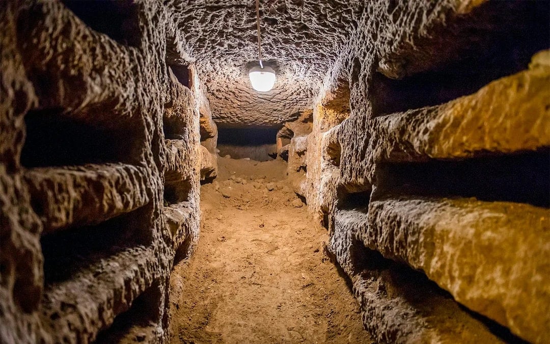 Catacombs of Priscilla Tickets with Guided Tour Image 1