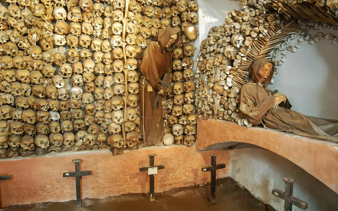 Catacombs of St. Callixtus Guided Tour with Transfers Image 6