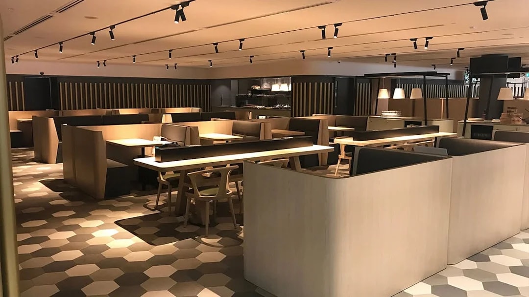 Seating area at Blossom SATS lounge, T4 International Departures.