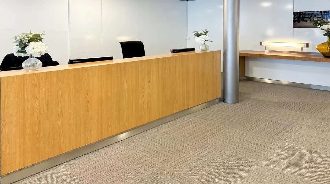 Charles de Gaulle Airport: Salon Paris Lounge at Terminal 2C Image 3