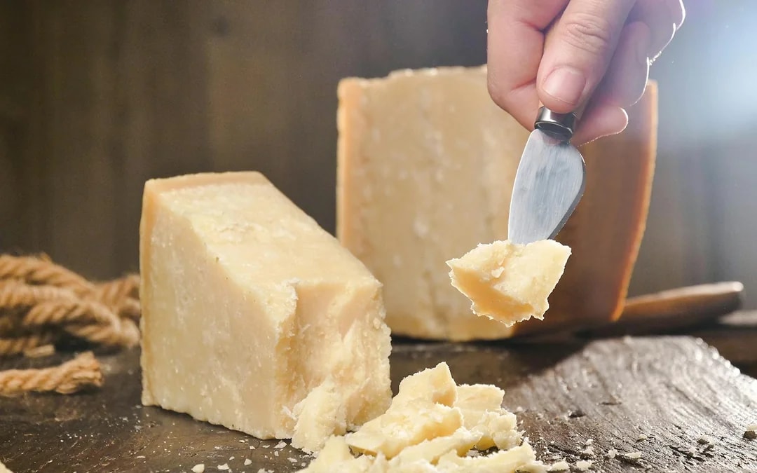 Cheesemaking Workshop with Tastings Image 11
