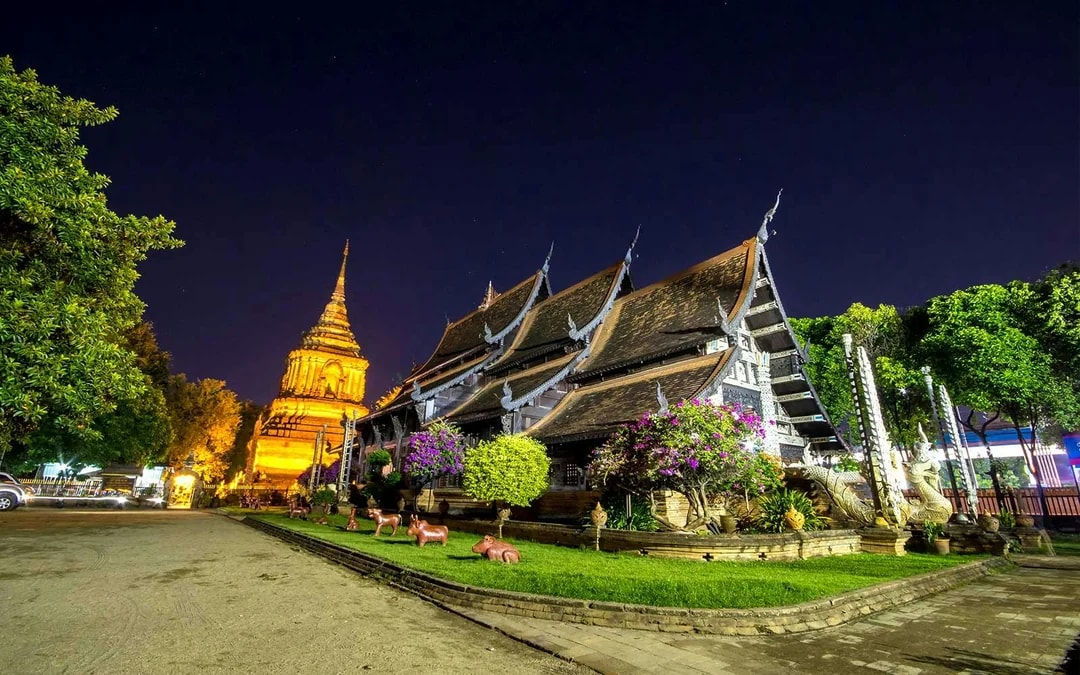 Chiang Mai Night Bike Tour Image 2