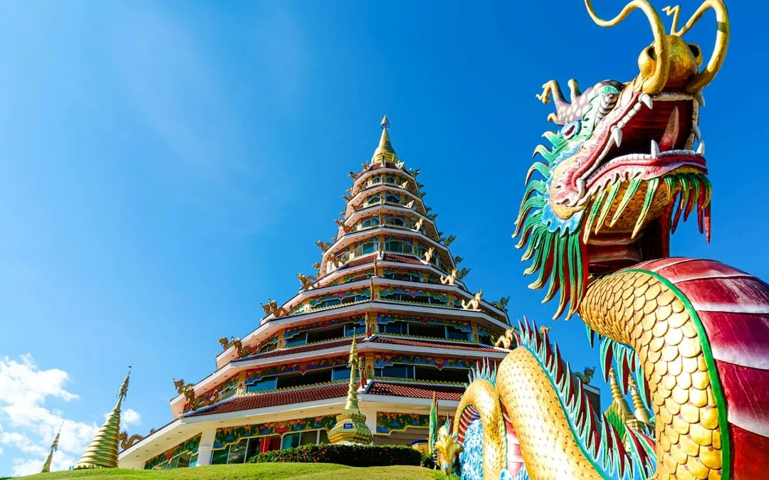 Chiang Rai Day Tour: White Temple, Blue Temple, Red Temple , Long Neck Village and Lalitta Café from Chiang Mai Image 6
