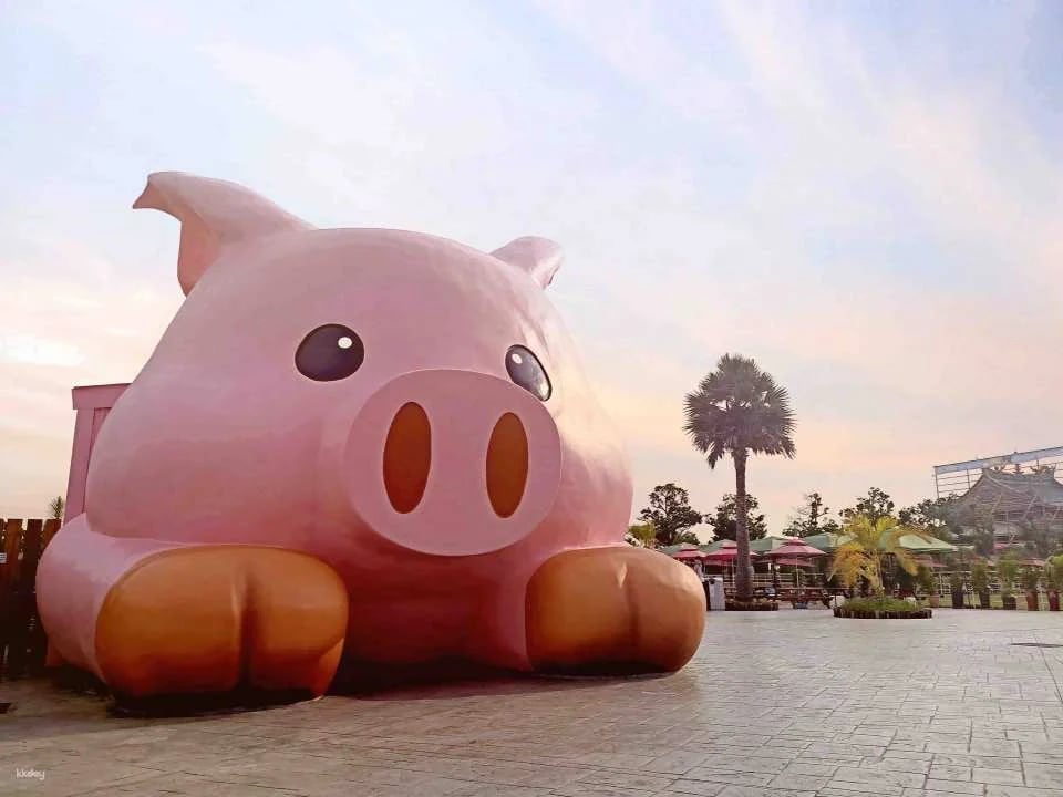 Chiayi | Three Little Pigs Tourist Farm Tickets