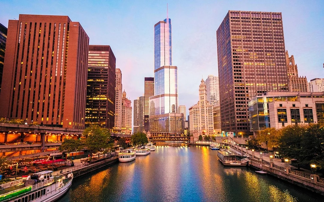 Chicago Architecture Evening Cruise by Shoreline Image 1