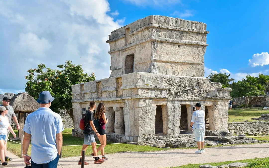 Chichén Itzá, Cenote and Archaeological Sites Tour with Lunch Image 11
