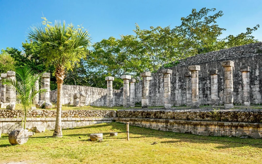 Chichén Itzá Skip-the-Line Ticket + Guided Tour (All Taxes Inclusive) Image 2