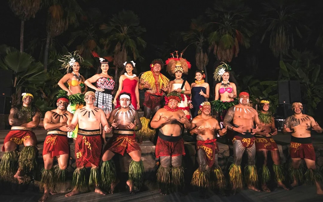 Chief's Luau Image 9
