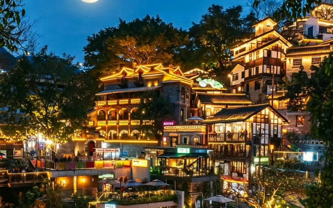 Chongqing Two-River Night Cruise with Door-to-Door Pick-up, Xiahaoli Old Street and Scenic Drive