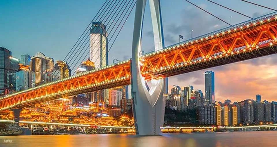 Chongqing Two Rivers Cruise Night View Boat: Hongyadong/Chaotianmen Wharf optional | Night view of the two rivers and four banks