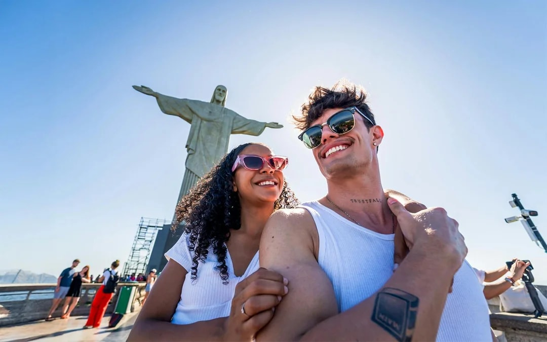 Christ the Redeemer Tickets with Round-Trip Van Transfers Image 3