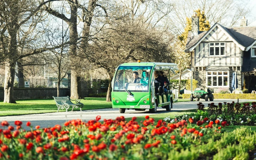 Christchurch: Botanic Gardens Guided Shuttle Tour Image 2