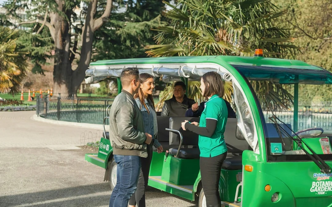 Christchurch: Botanic Gardens Guided Shuttle Tour Image 11