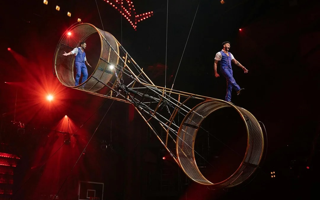 Cirque du Soleil Mad Apple: Las Vegas Image 7
