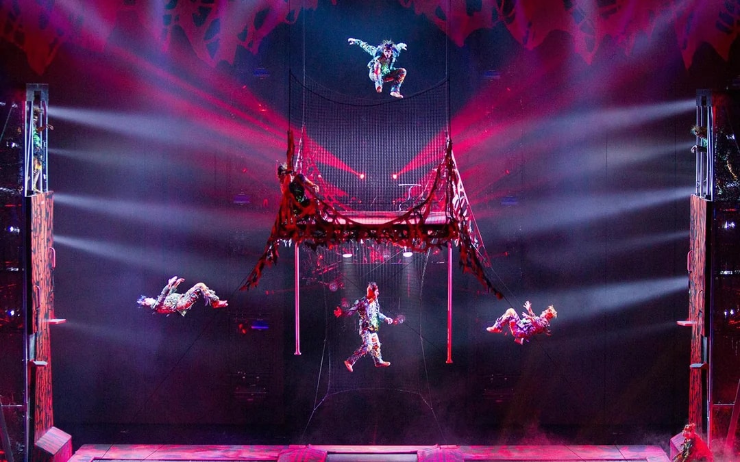 Cirque du Soleil Michael Jackson ONE: Las Vegas Image 10