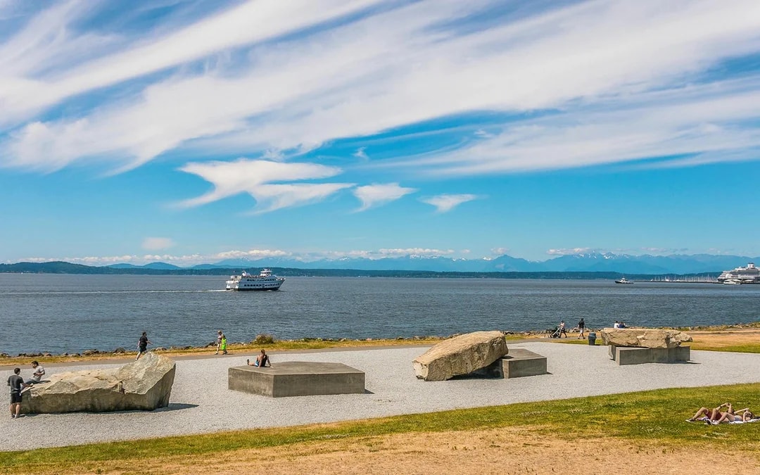 City Sightseeing: Seattle Hop-on Hop-off Bus Tour with One-way Ballard Locks Cruise Image 8