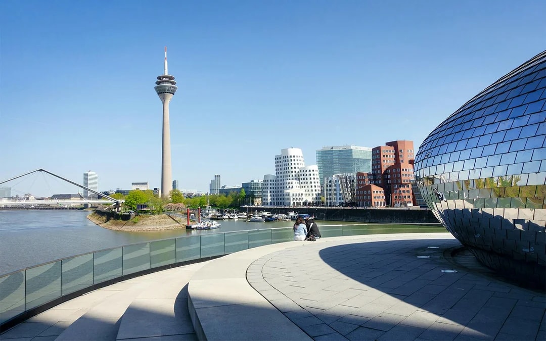 CityTour: Dusseldorf Hop-on Hop-off Bus Tour Image 6