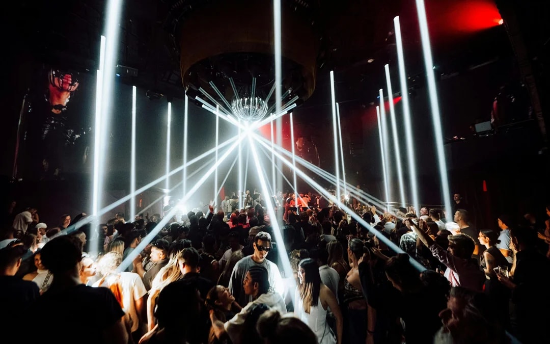Club Chinois on Mondays: La Troya Tickets Image 4