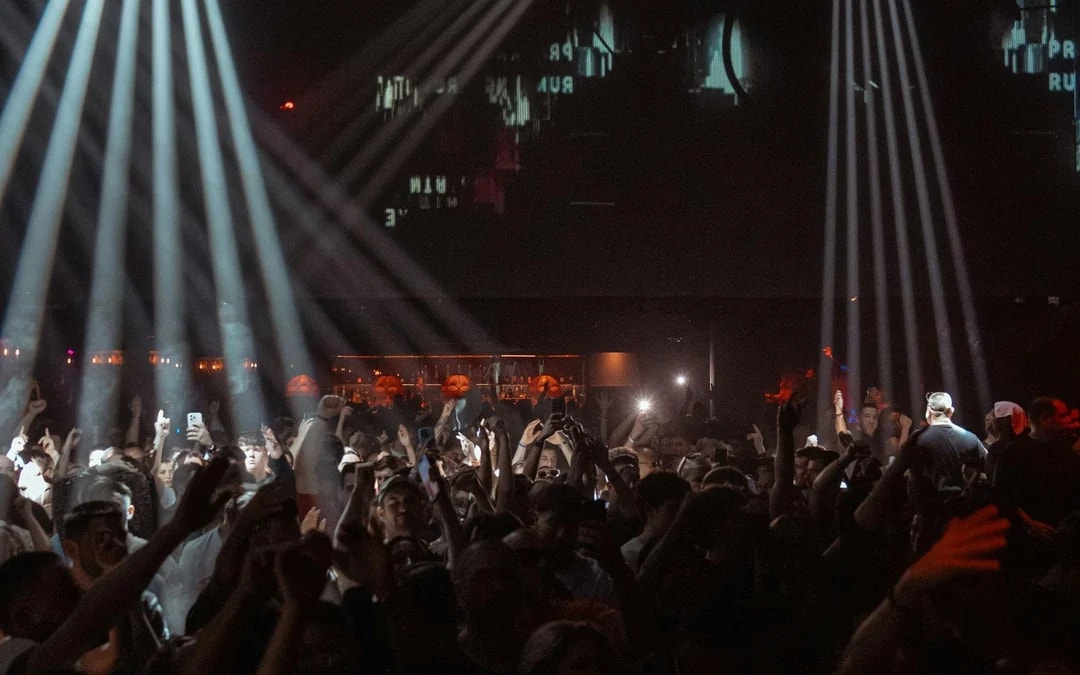 Club Chinois on Mondays: La Troya Tickets Image 8