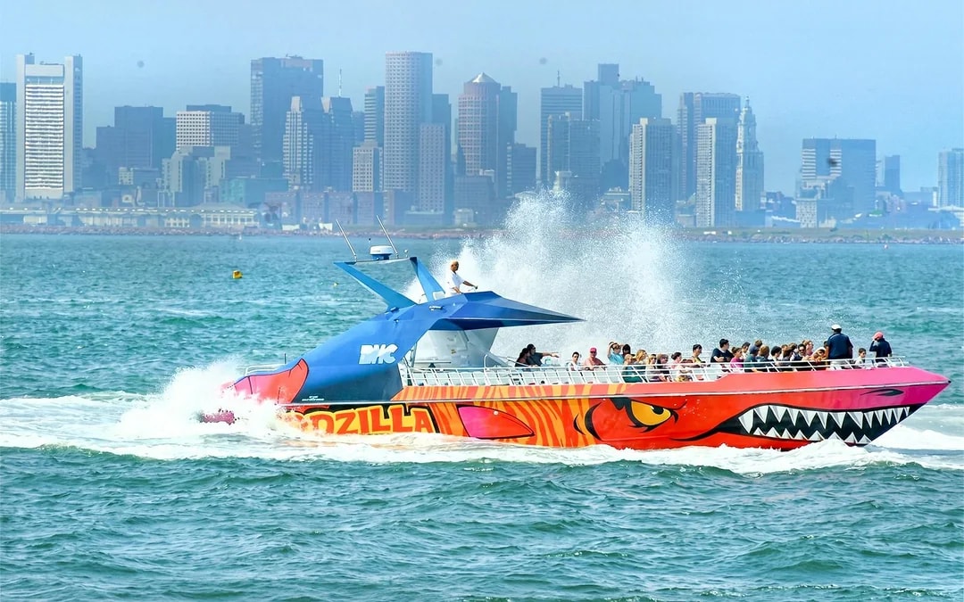 CODZILLA Thrill-boat Ride in Boston Image 6