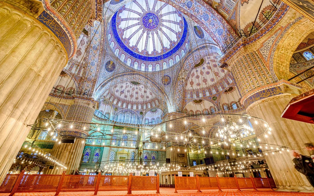 Combo: Blue Mosque, Hagia Sophia & Basilica Cistern Guided Tour + Bosphorus Cruise Image 9