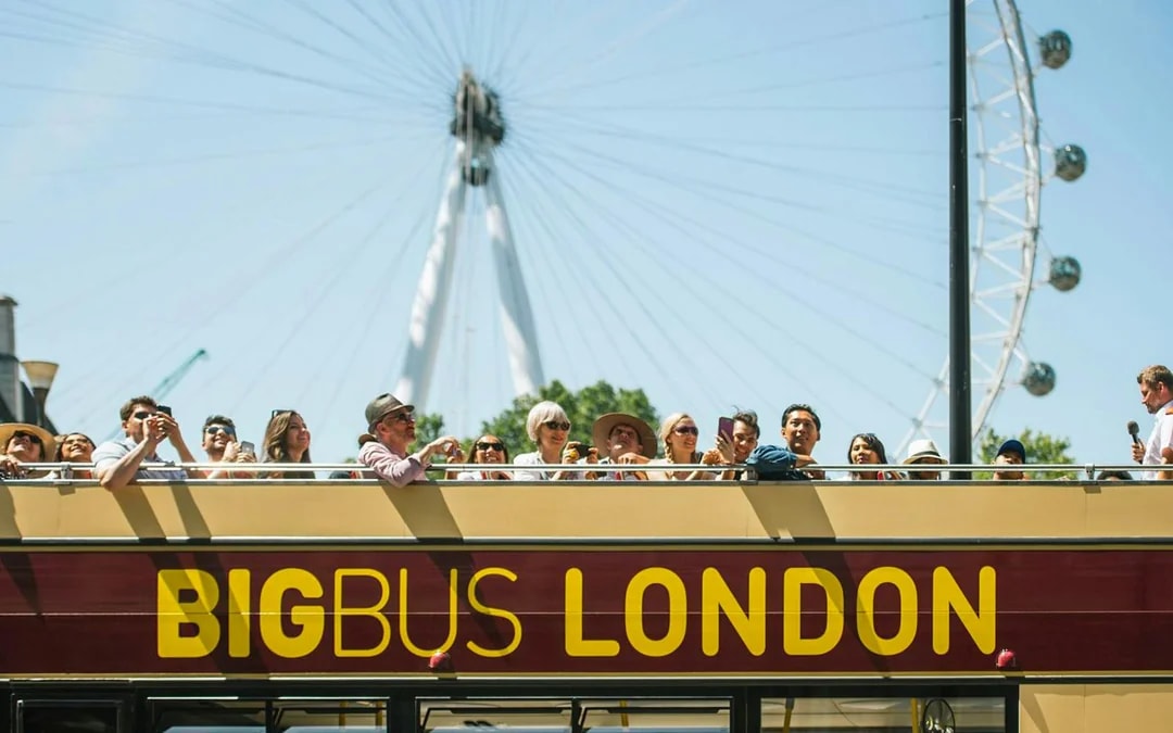 Combo: London Eye Tickets + Hop-on Hop-off Bus Tour + Thames River Cruise Image 10