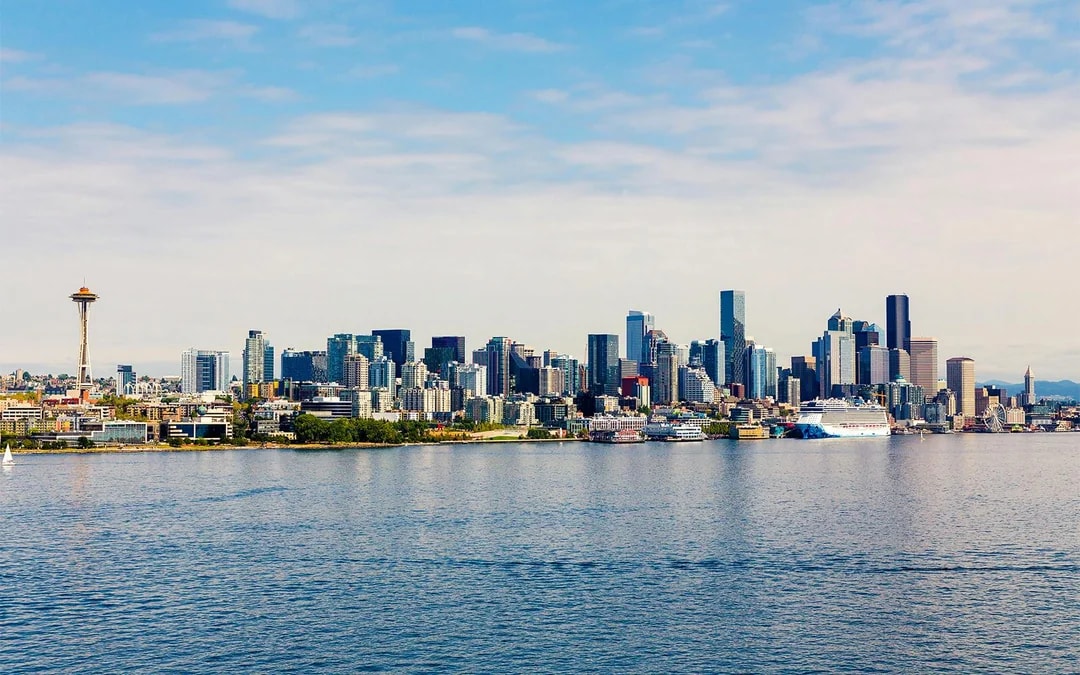 Combo: Seattle Hop-on Hop-off Bus Tour + Harbour Cruise Image 5