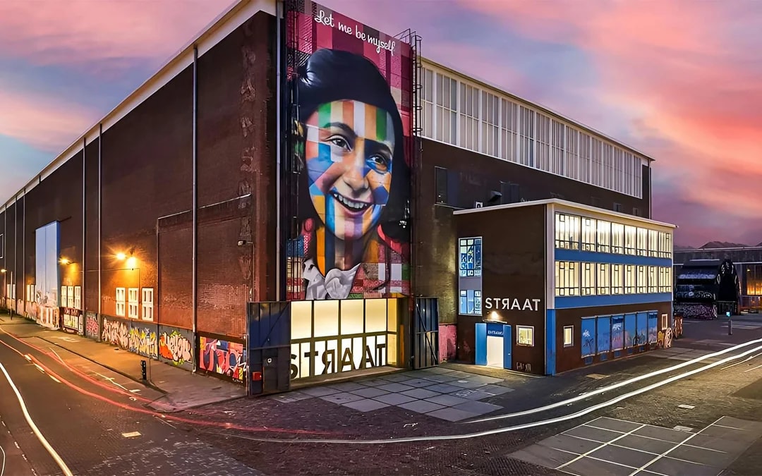 Combo: STRAAT Museum Tickets + 1-Hour Amsterdam Canal Cruise Image 10