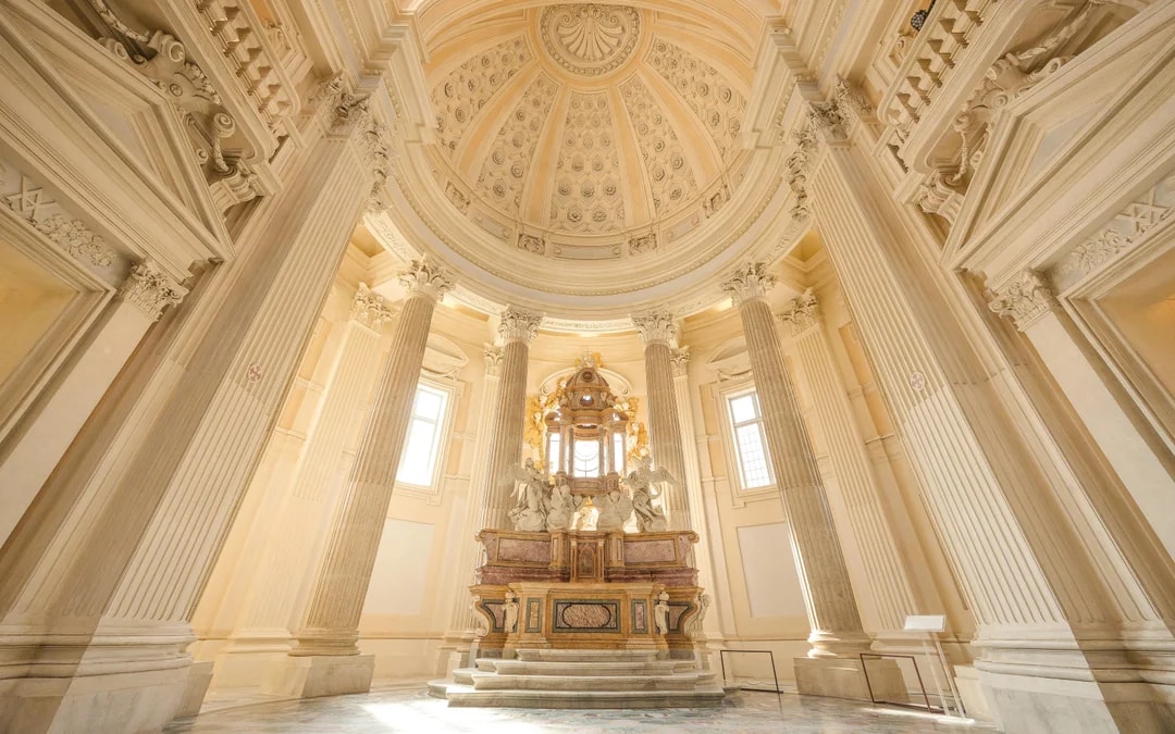 Combo: Turin Hop-on Hop-off Bus Tour + Venaria Reale Skip-the-Line Tickets Image 5