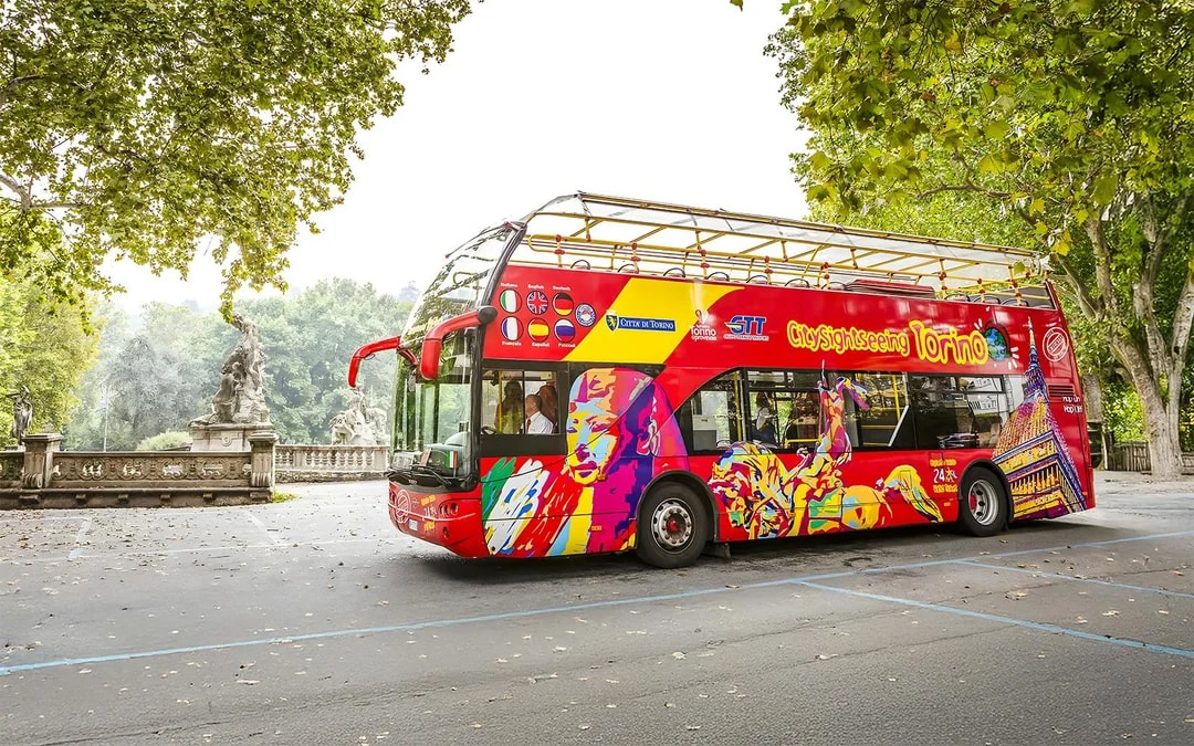 Combo: Turin Hop-on Hop-off Bus Tour + Venaria Reale Skip-the-Line Tickets Image 6