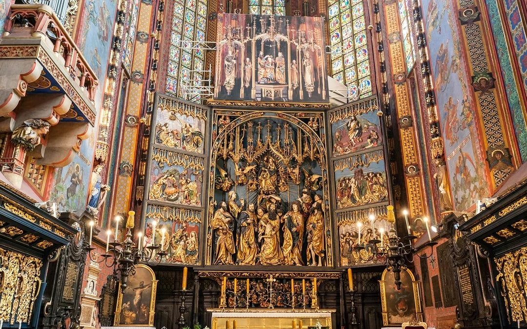 Combo: Wawel Castle, Cathedral, St. Mary’s Basilica & Rynek Underground Museum Guided Tour Image 6