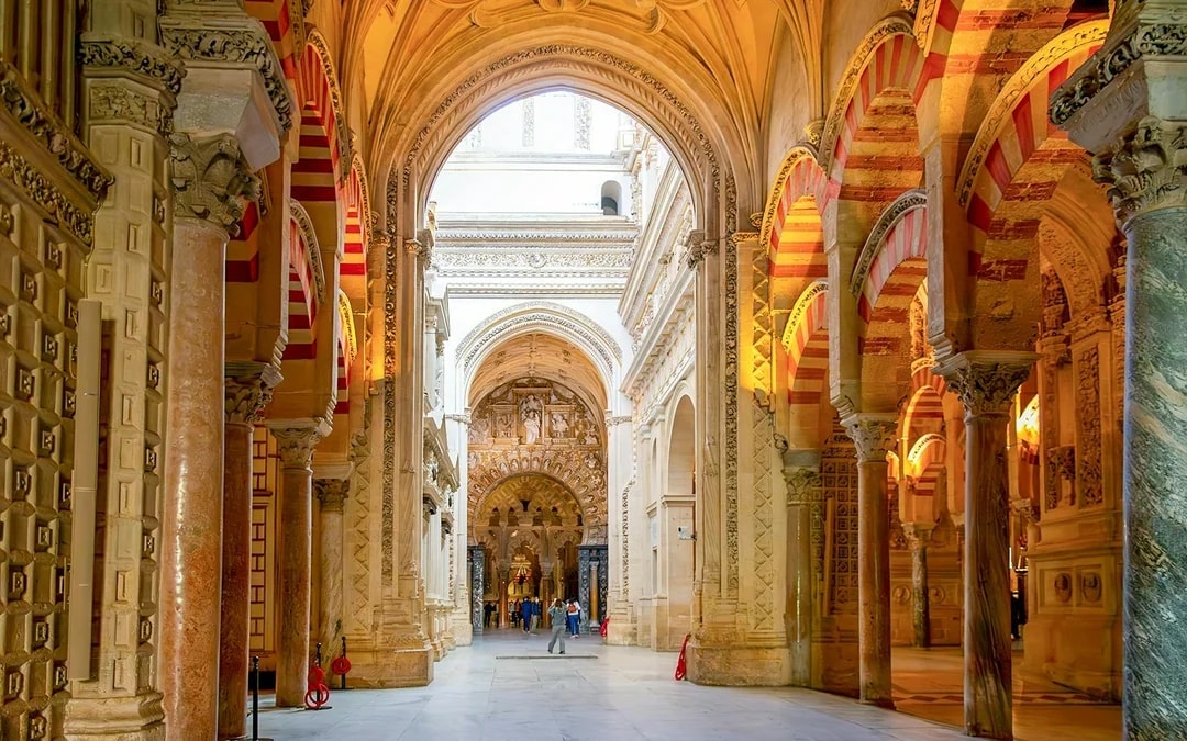 Cordoba Mosque-Cathedral Skip-the-Line Guided Tour Image 1