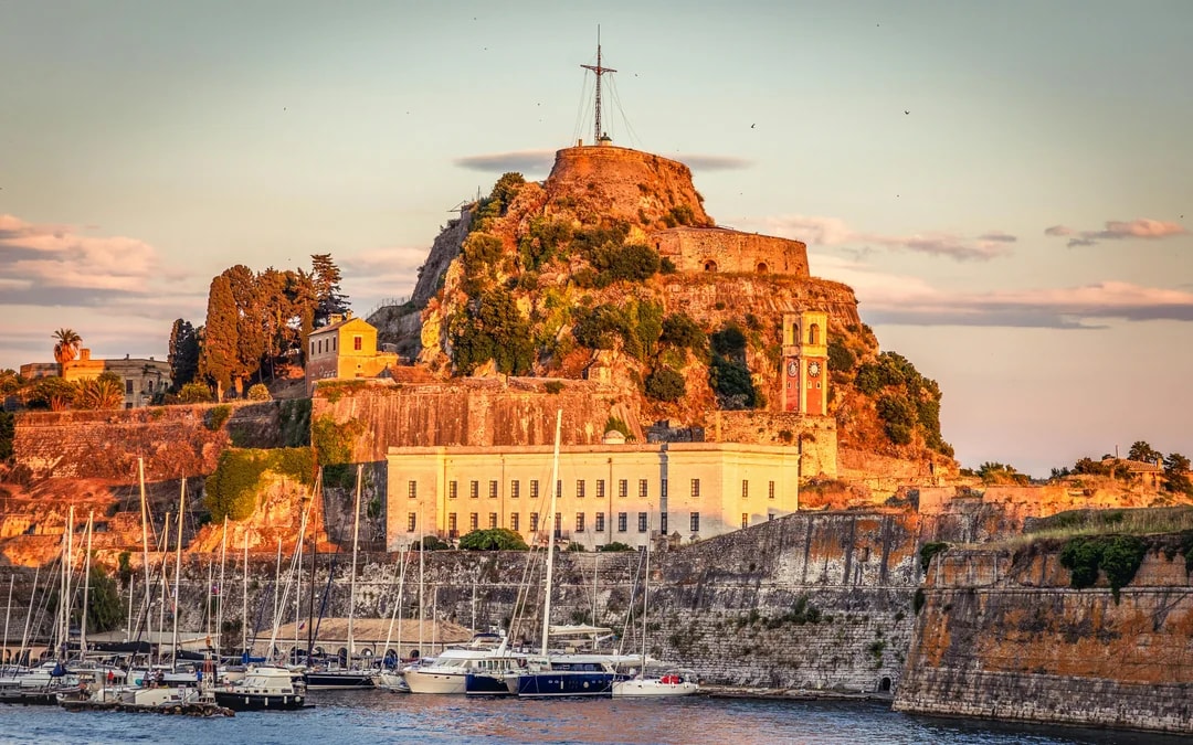 Corfu: Sunset Cruise on Classic Boat with Cocktails & Snacks Image 6