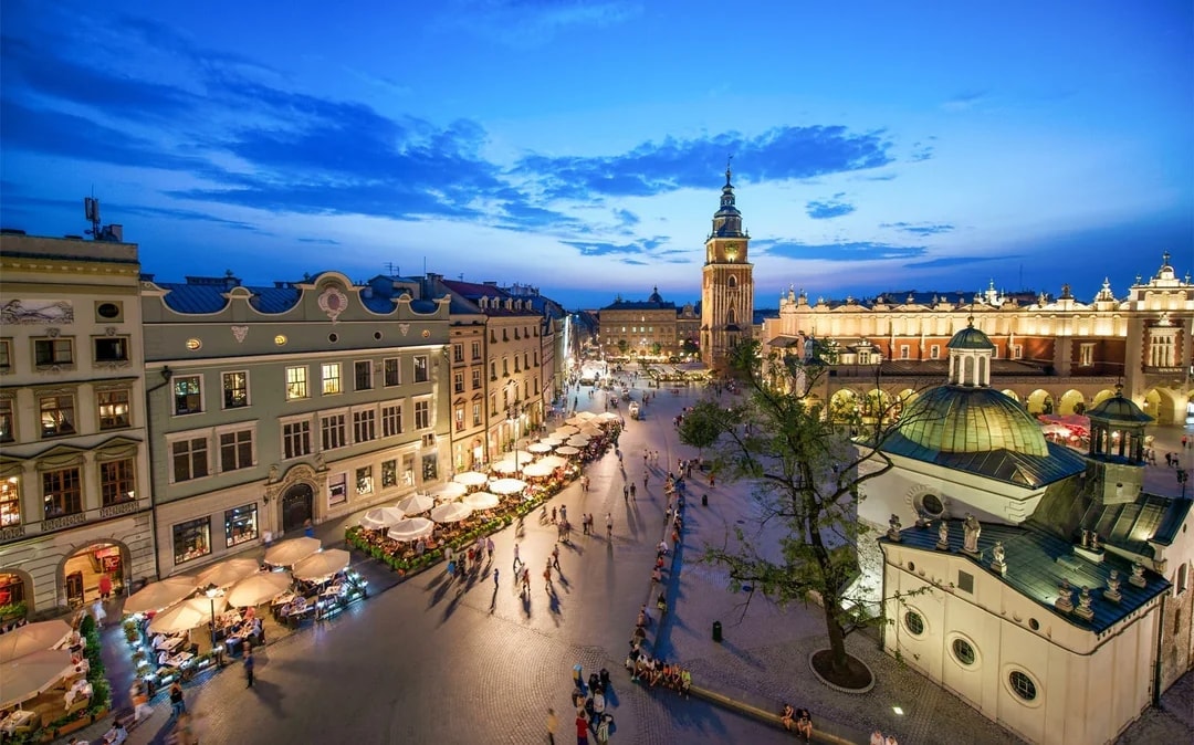 Creepy Krakow: 2-Hour City Walking Tour Image 3