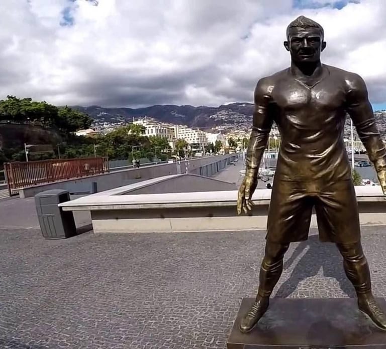 Madeira: Private Cristiano Ronaldo Tour with CR7 Museum