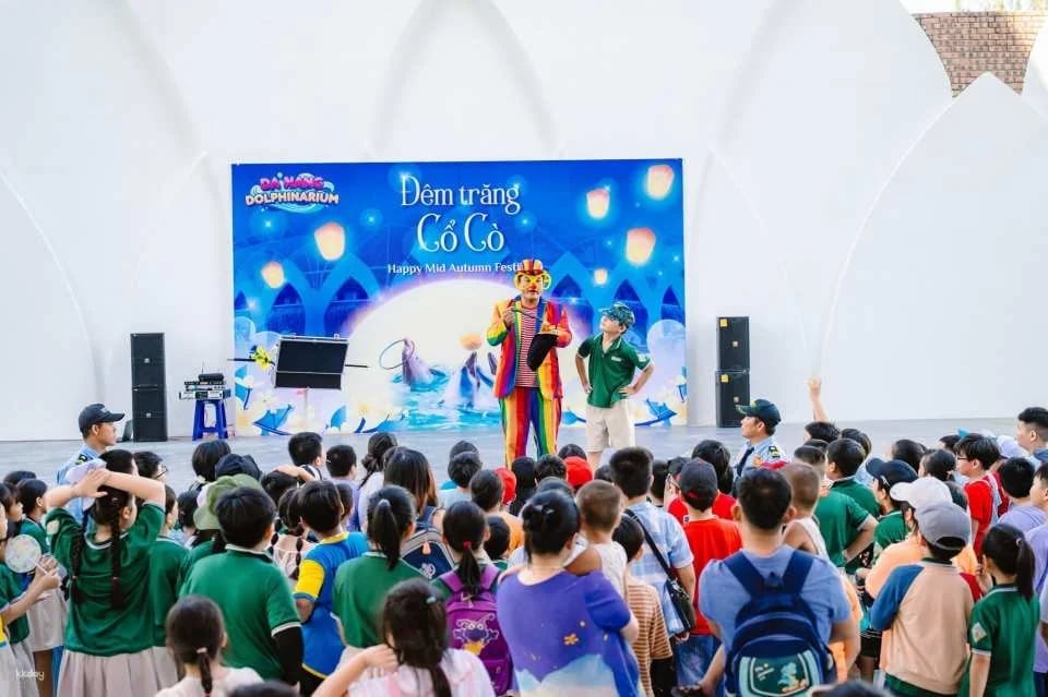 Da Nang Dolphinarium Theme Park Ticket | Da Nang